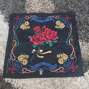 Harley Davidson rose head scarf like new